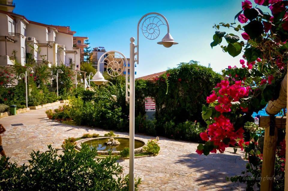 Sunny Bay Apartments Sarande Exterior photo