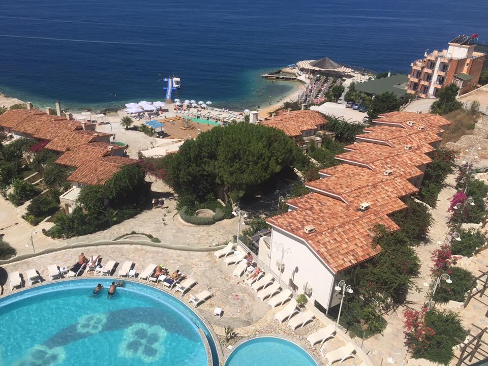 Sunny Bay Apartments Sarande Exterior photo